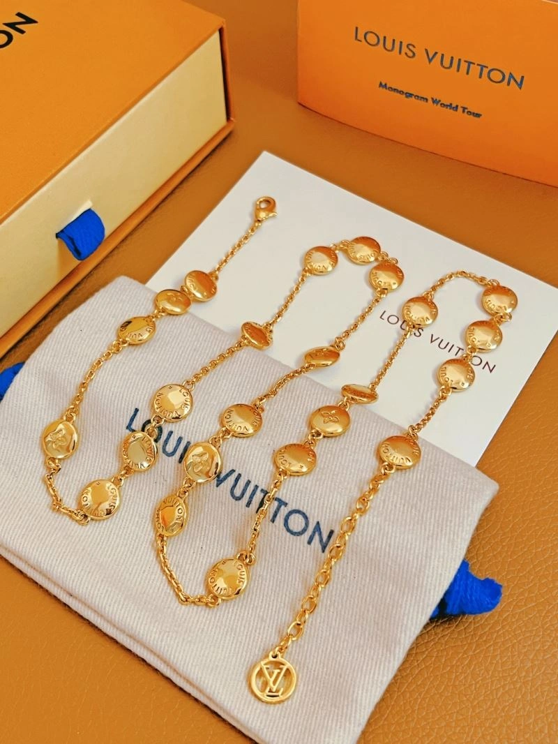Louis Vuitton Necklaces Minimalist 268388