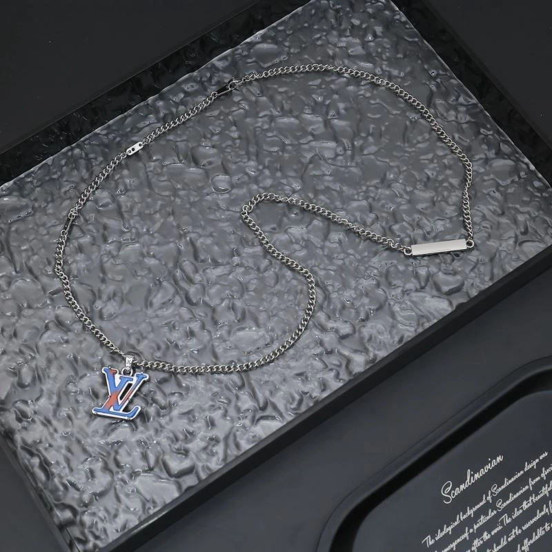 Louis Vuitton Necklaces Fashionable 268405