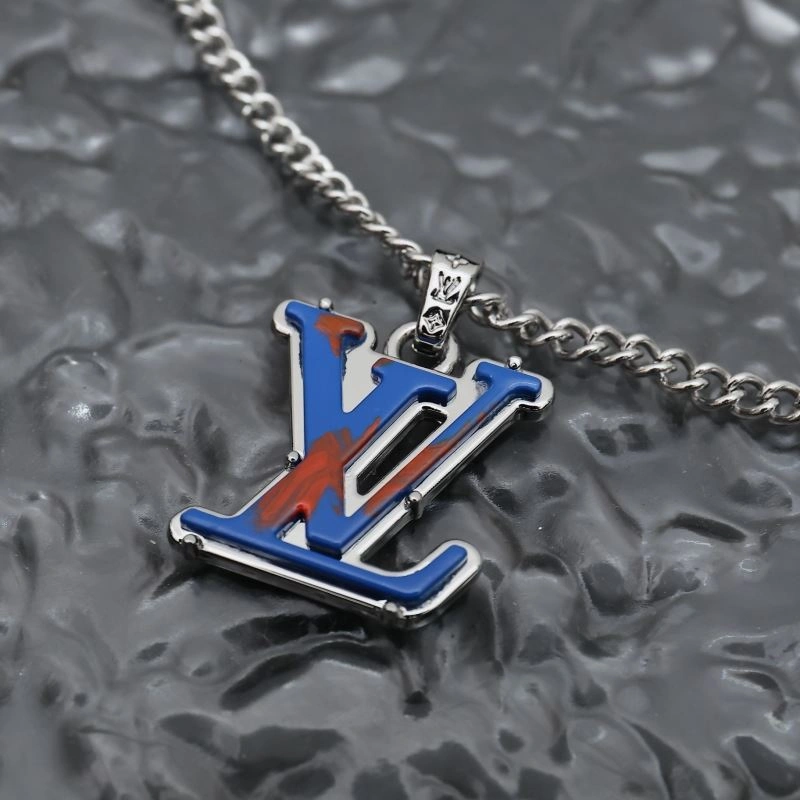 Louis Vuitton Necklaces Fashionable 268405