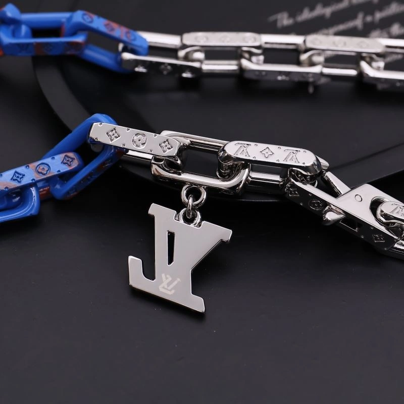 Louis Vuitton Necklaces Contemporary 268395