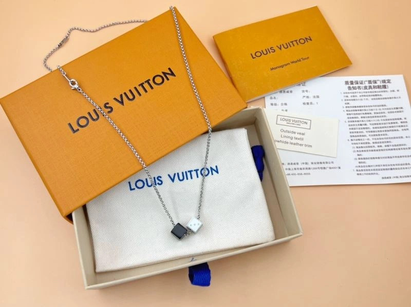 Louis Vuitton Necklaces SoftTouch 268386