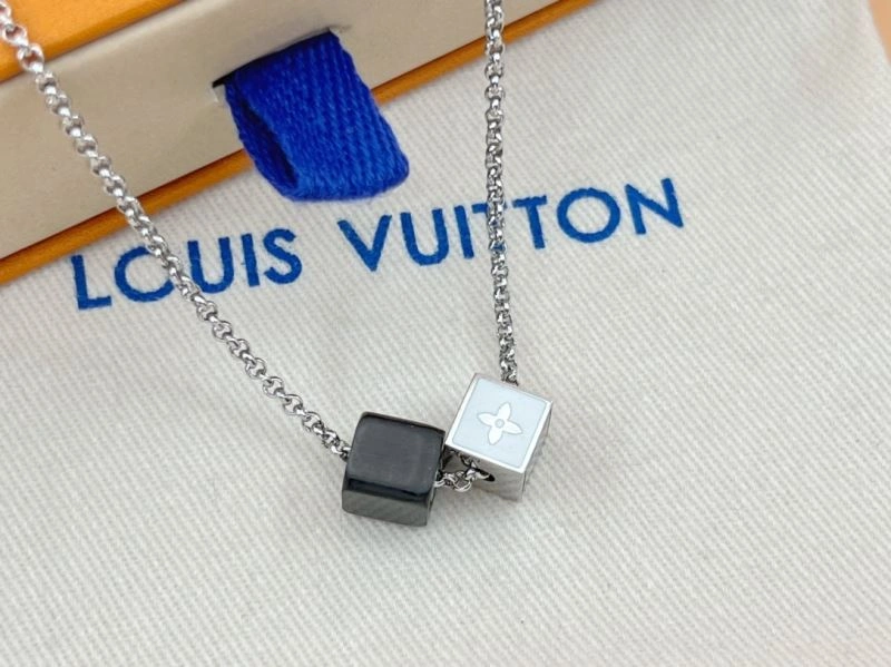 Louis Vuitton Necklaces SoftTouch 268386