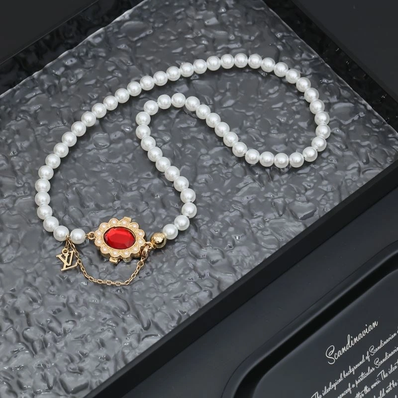 Louis Vuitton Necklaces GoAnywhere 268385