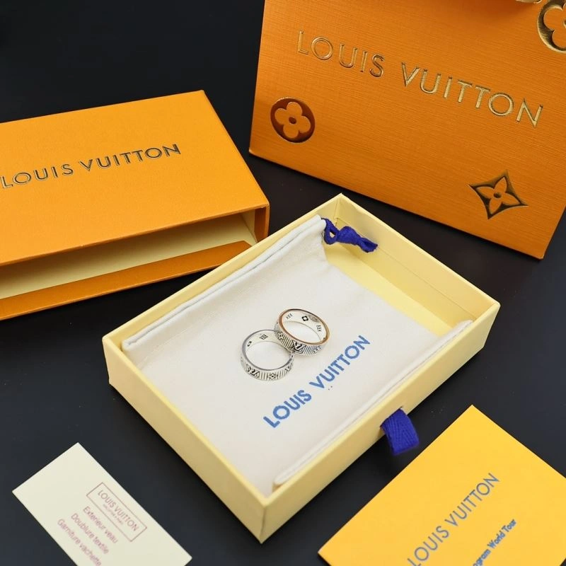Colorful Louis Vuitton Necklaces 268379