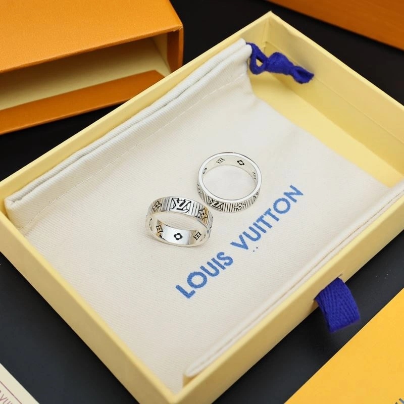 Colorful Louis Vuitton Necklaces 268379