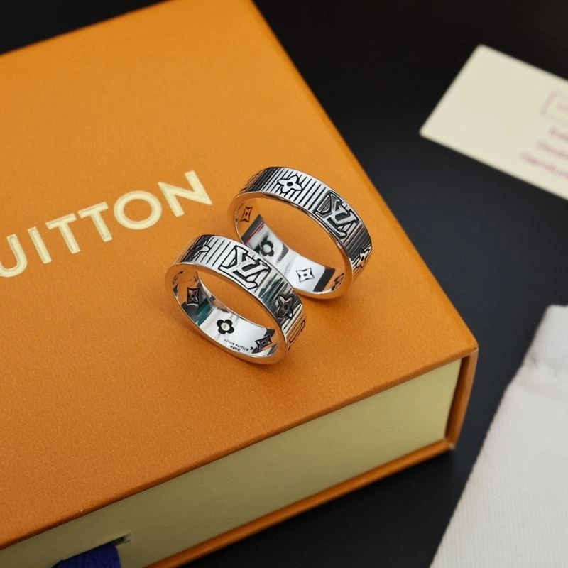 Colorful Louis Vuitton Necklaces 268379