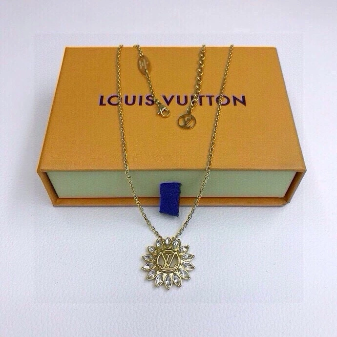 Premium Louis Vuitton Necklaces 268381