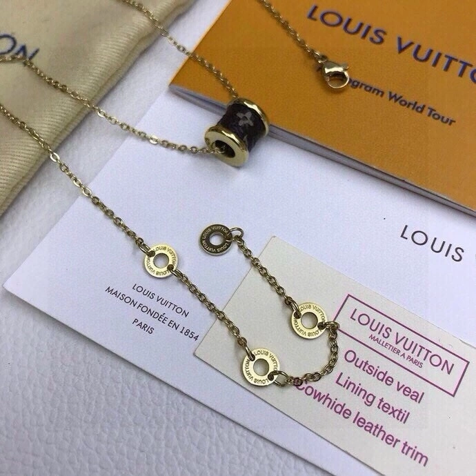 Louis Vuitton Necklaces WaterResistant 268392