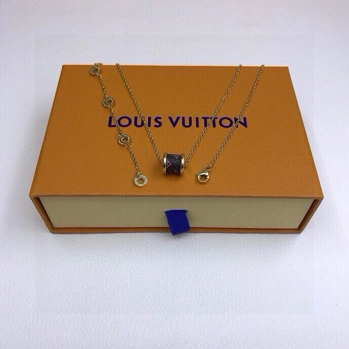 Louis Vuitton Necklaces WaterResistant 268392