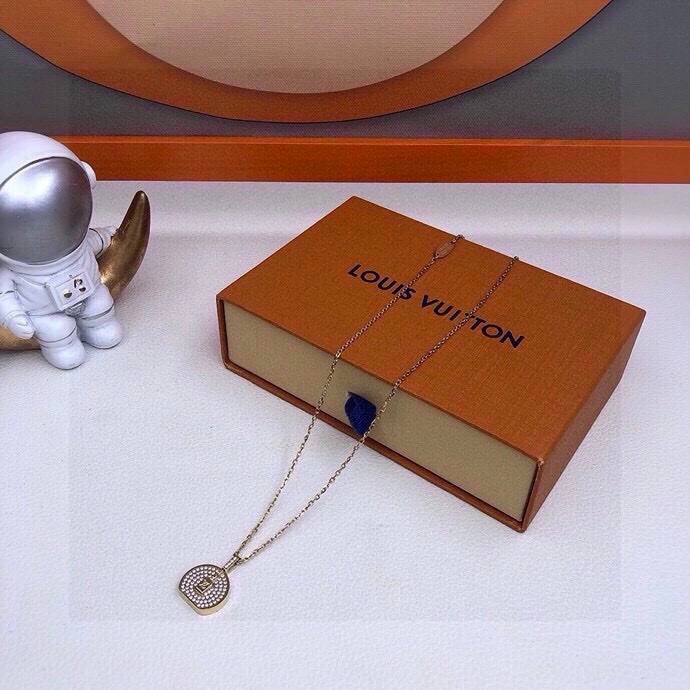 Durable Louis Vuitton Necklaces 268373