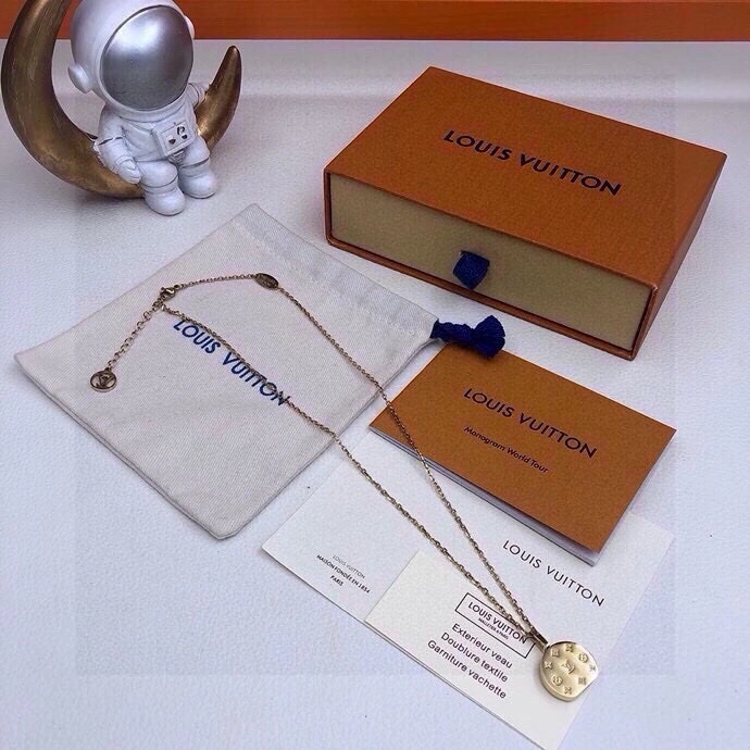 Durable Louis Vuitton Necklaces 268373