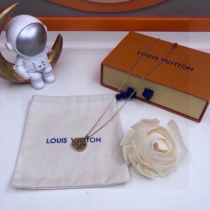 Durable Louis Vuitton Necklaces 268373