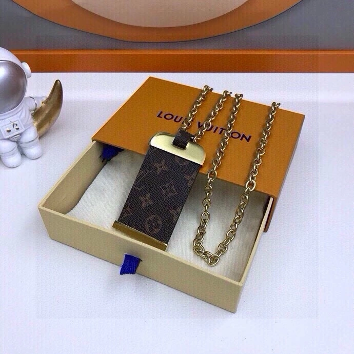 Tailored Louis Vuitton Necklaces 268374