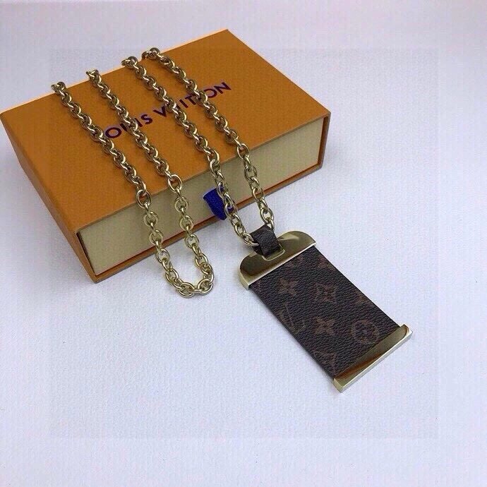 Tailored Louis Vuitton Necklaces 268374