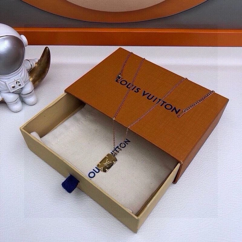 Unique Louis Vuitton Necklaces 268372