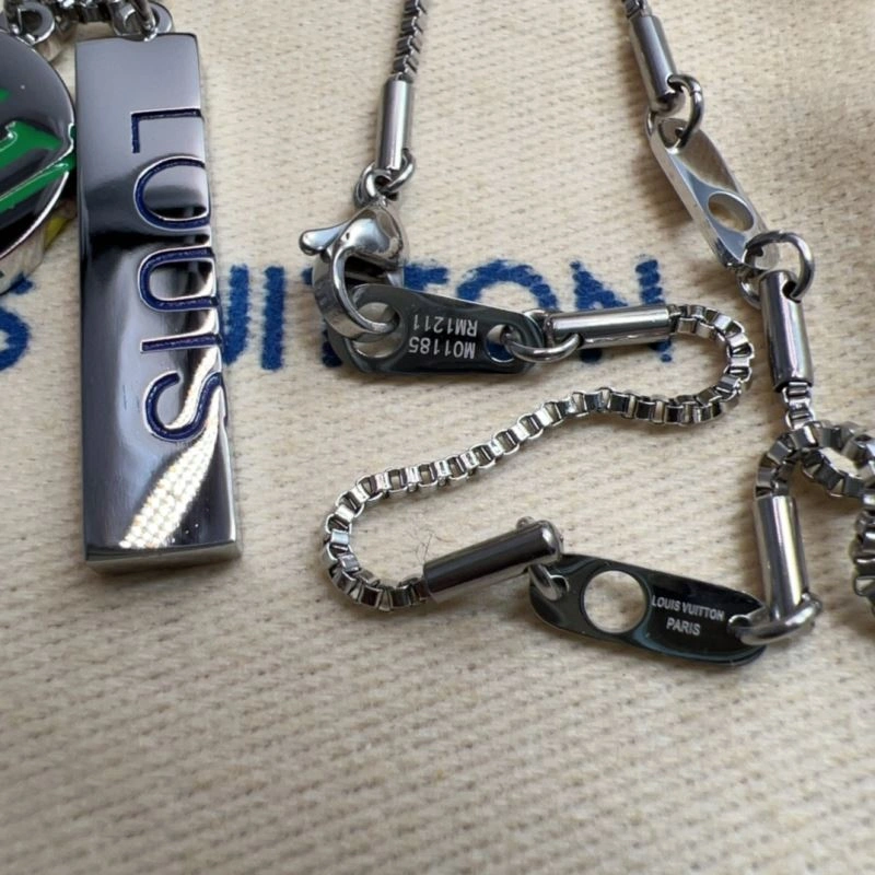 Louis Vuitton Necklaces FlexibleFit 268371