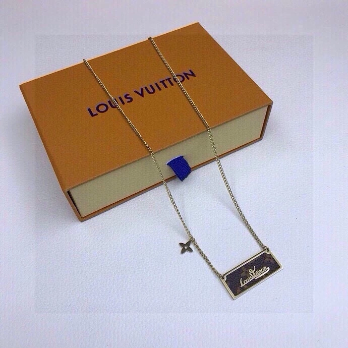 Louis Vuitton Necklaces SunProtective 268363