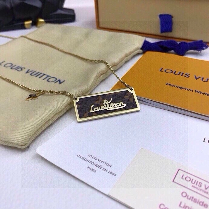 Louis Vuitton Necklaces SunProtective 268363