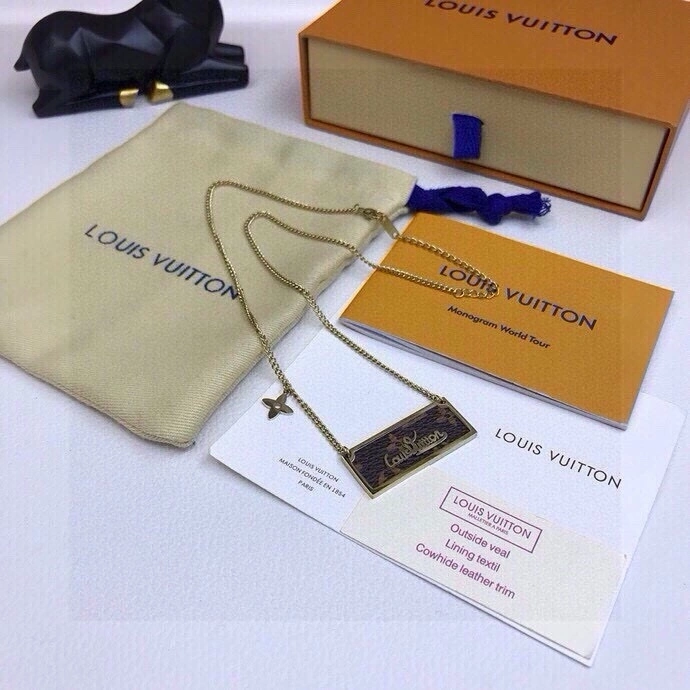 Louis Vuitton Necklaces SunProtective 268363