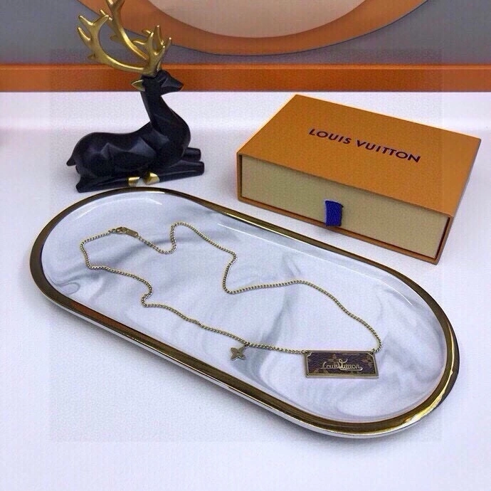 Louis Vuitton Necklaces SunProtective 268363