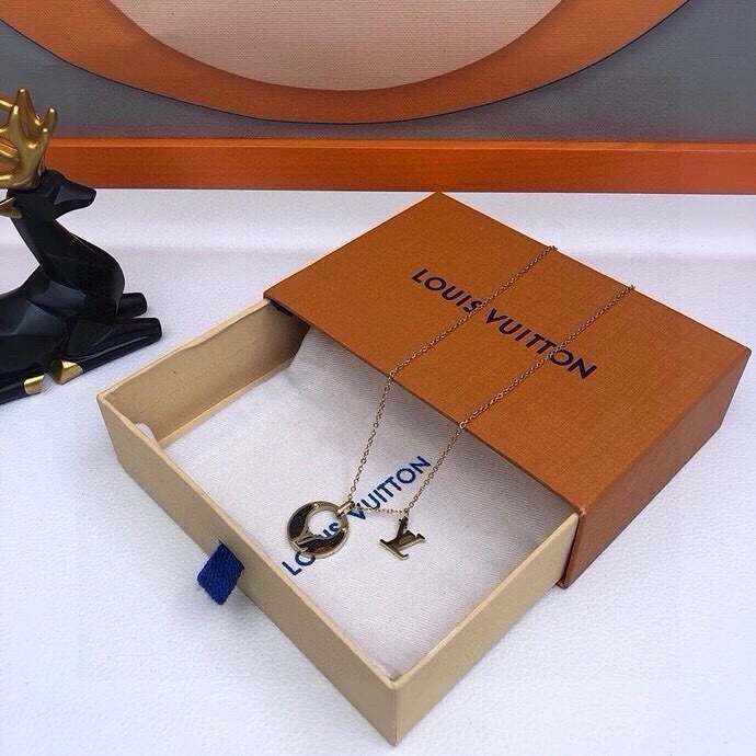Cozy Louis Vuitton Necklaces 268362