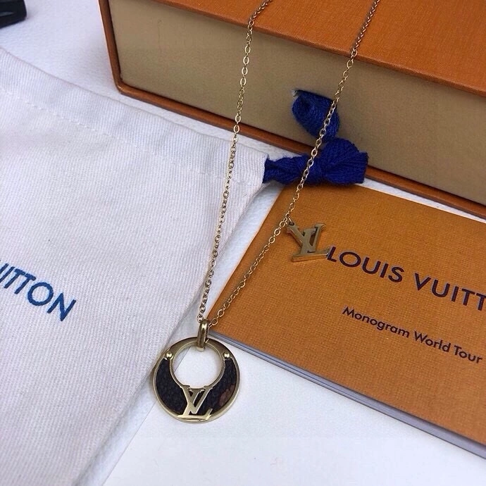 Cozy Louis Vuitton Necklaces 268362