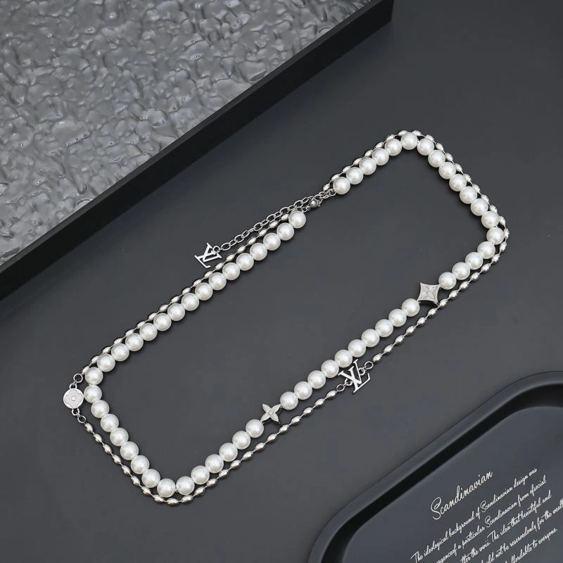 Louis Vuitton Necklaces Lightweight 268359