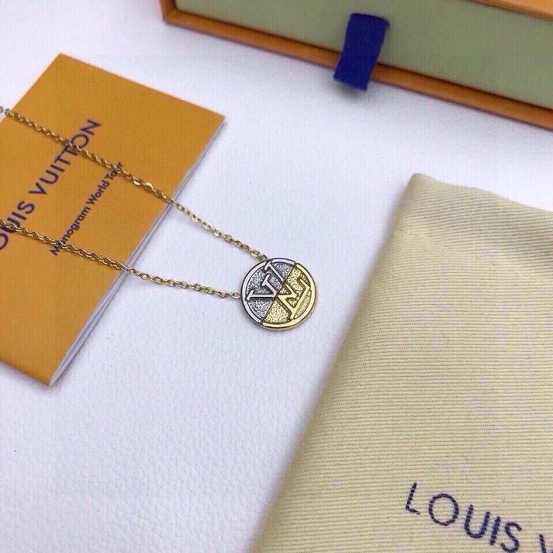 Louis Vuitton Necklaces Cozy 268366