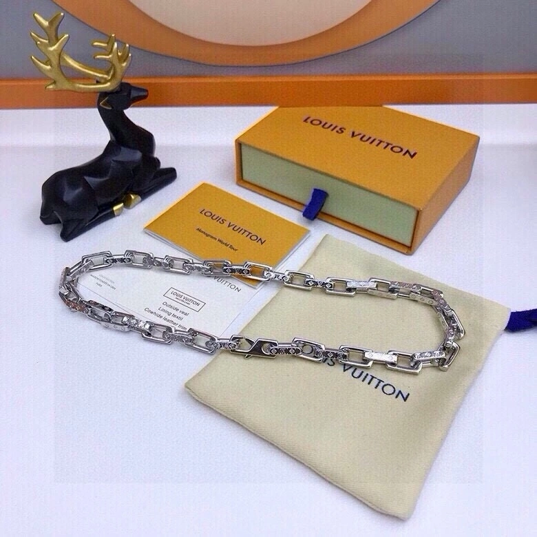 Louis Vuitton Necklaces Lightweight 268369