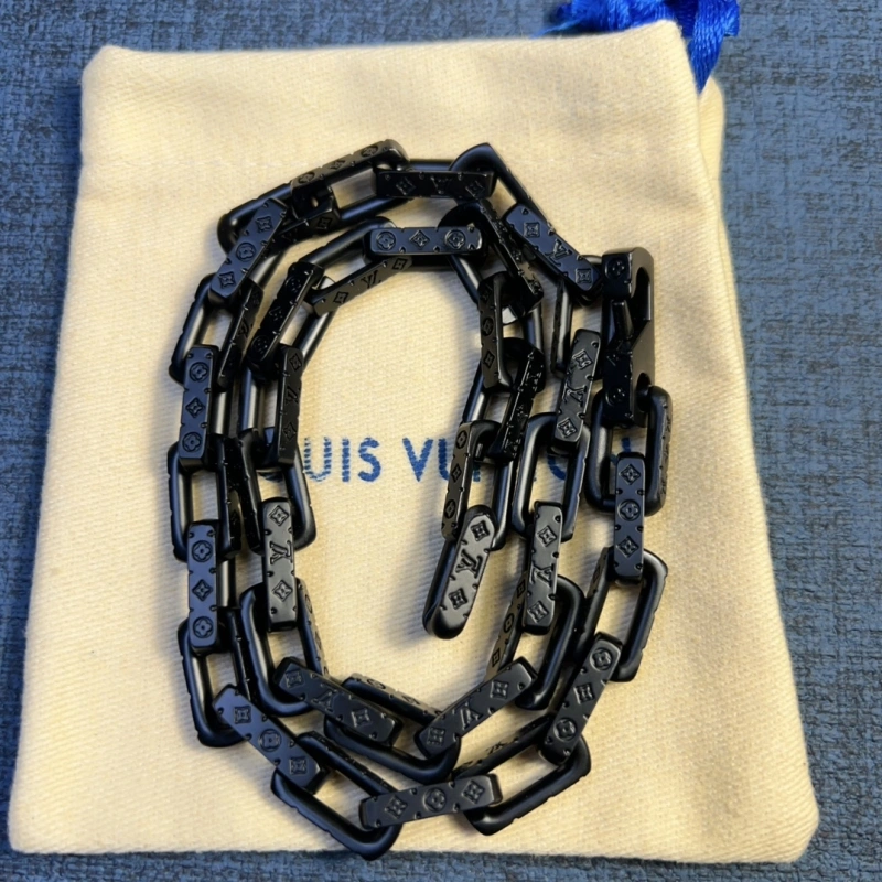 Louis Vuitton Necklaces Durable 268310