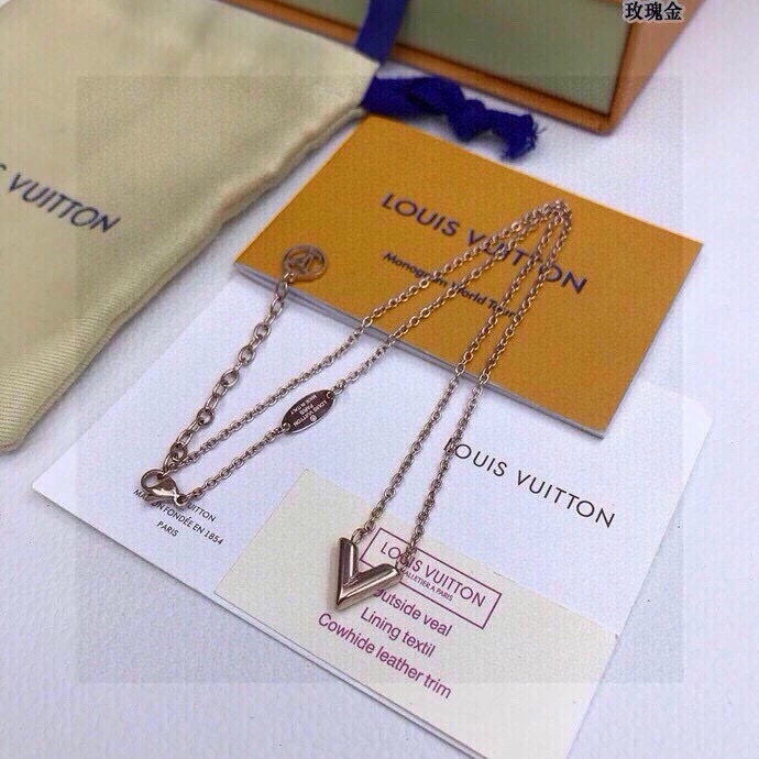 Louis Vuitton Necklaces Functional 268354