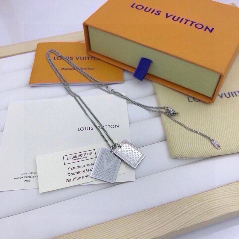 FreshLook Louis Vuitton Necklaces 268364