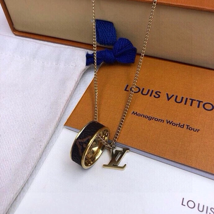 Louis Vuitton Necklaces Seasonal 268360