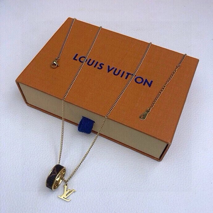 Louis Vuitton Necklaces Seasonal 268360