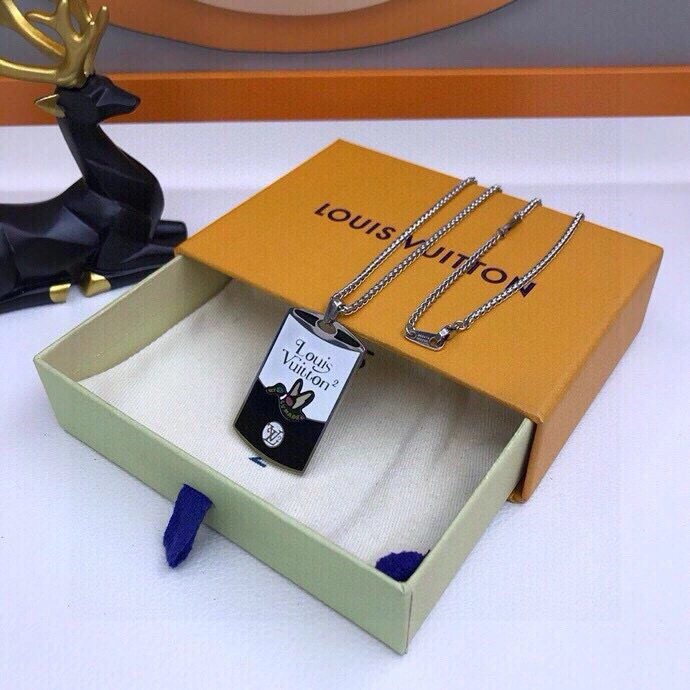 Louis Vuitton Necklaces Resilient 268351