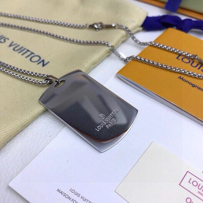 Louis Vuitton Necklaces Resilient 268351