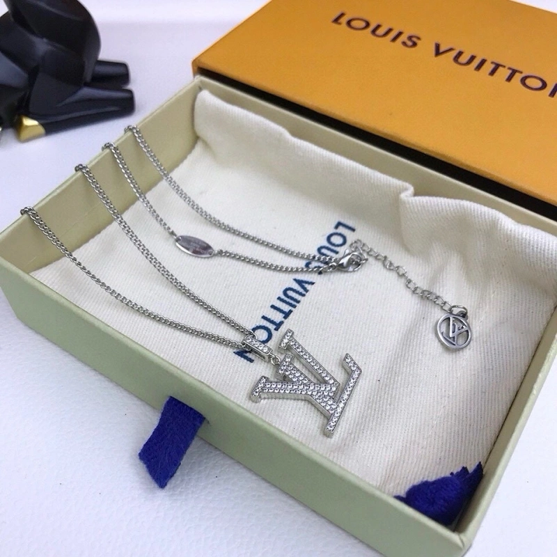 EasyMatch Louis Vuitton Necklaces 268355