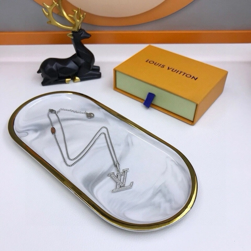 EasyMatch Louis Vuitton Necklaces 268355