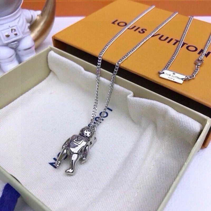 Louis Vuitton Necklaces Tailored 268345