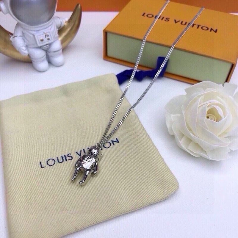 Louis Vuitton Necklaces Tailored 268345