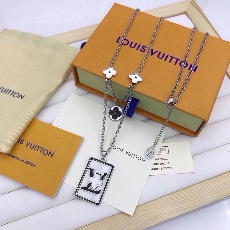 Louis Vuitton Necklaces Chic 268338