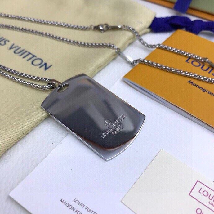 Louis Vuitton Necklaces Trendsetting 268353