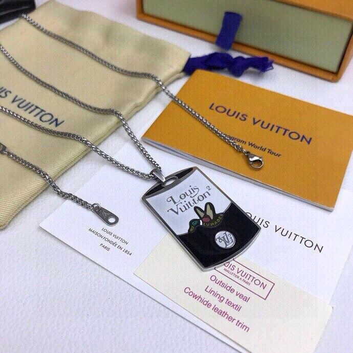 Louis Vuitton Necklaces Trendsetting 268353
