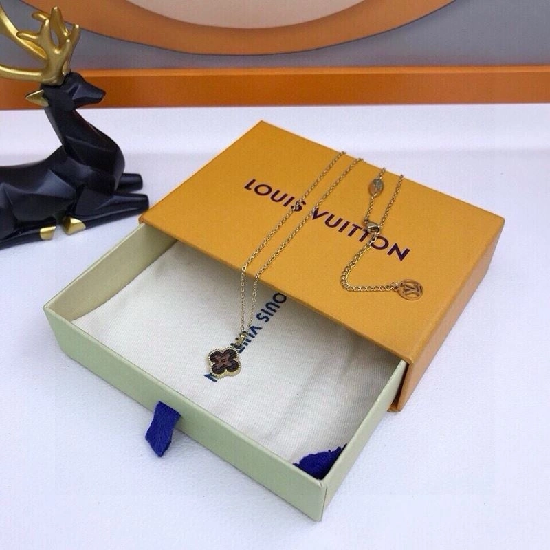 Louis Vuitton Necklaces Upgraded 268343