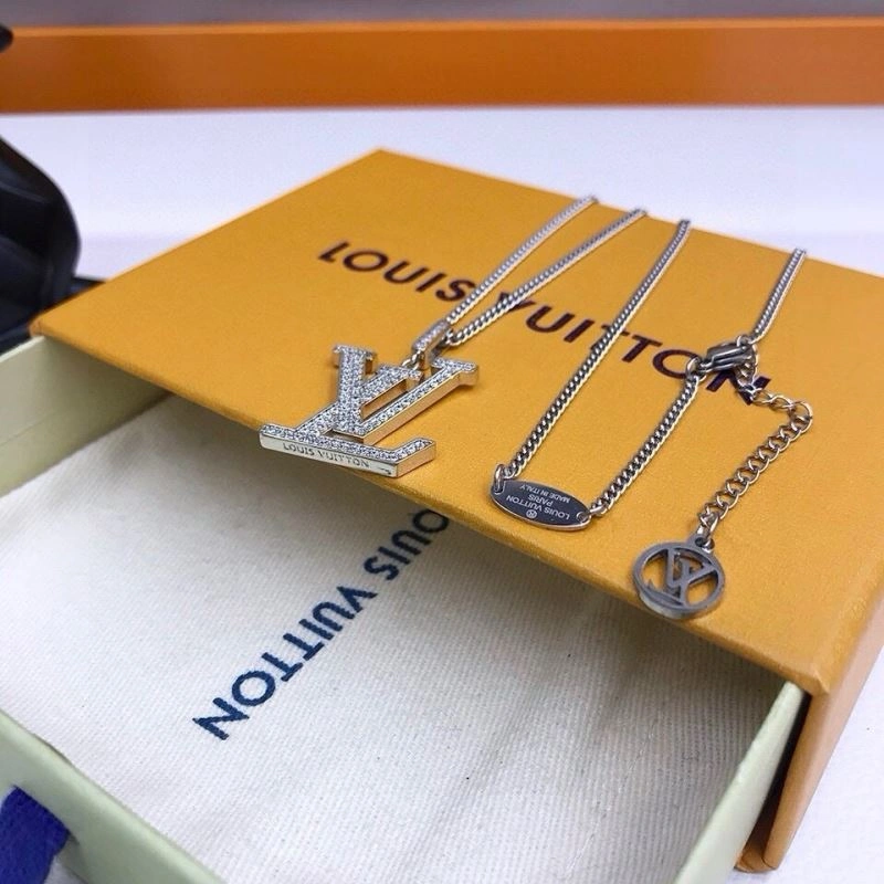 Louis Vuitton Necklaces HighPerformance 268331