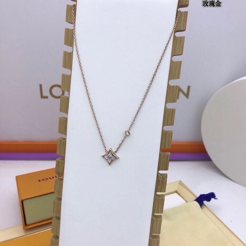 Louis Vuitton Necklaces SportInspired 268330