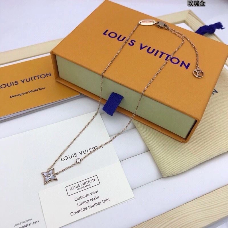 Louis Vuitton Necklaces SportInspired 268330