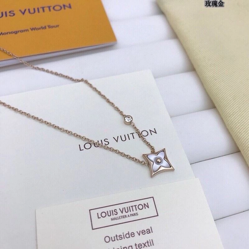 Louis Vuitton Necklaces SportInspired 268330