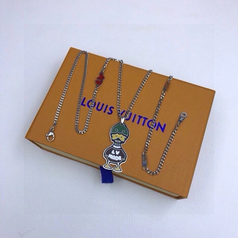 FashionForward Louis Vuitton Necklaces 268323