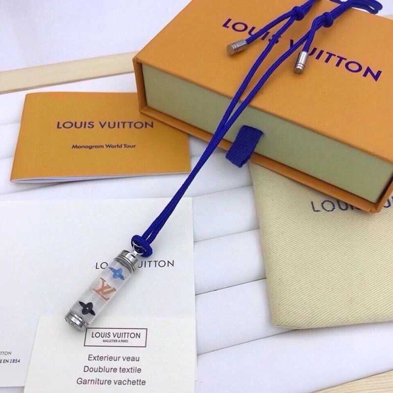 Louis Vuitton Necklaces DailyWear 268322